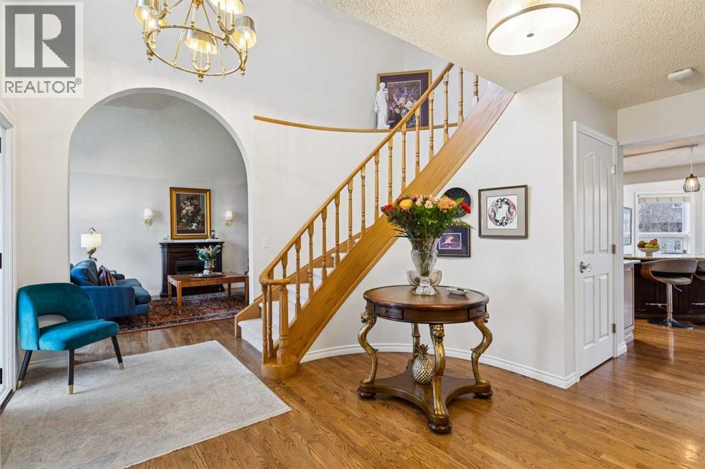 206 Signal Hill Point SW