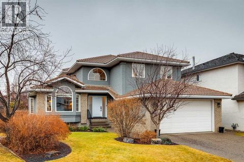 206 Signal Hill Point SW Calgary AB T3H2X6