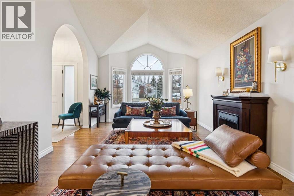 206 Signal Hill Point SW