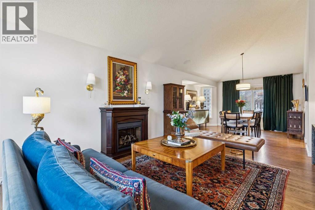 206 Signal Hill Point SW