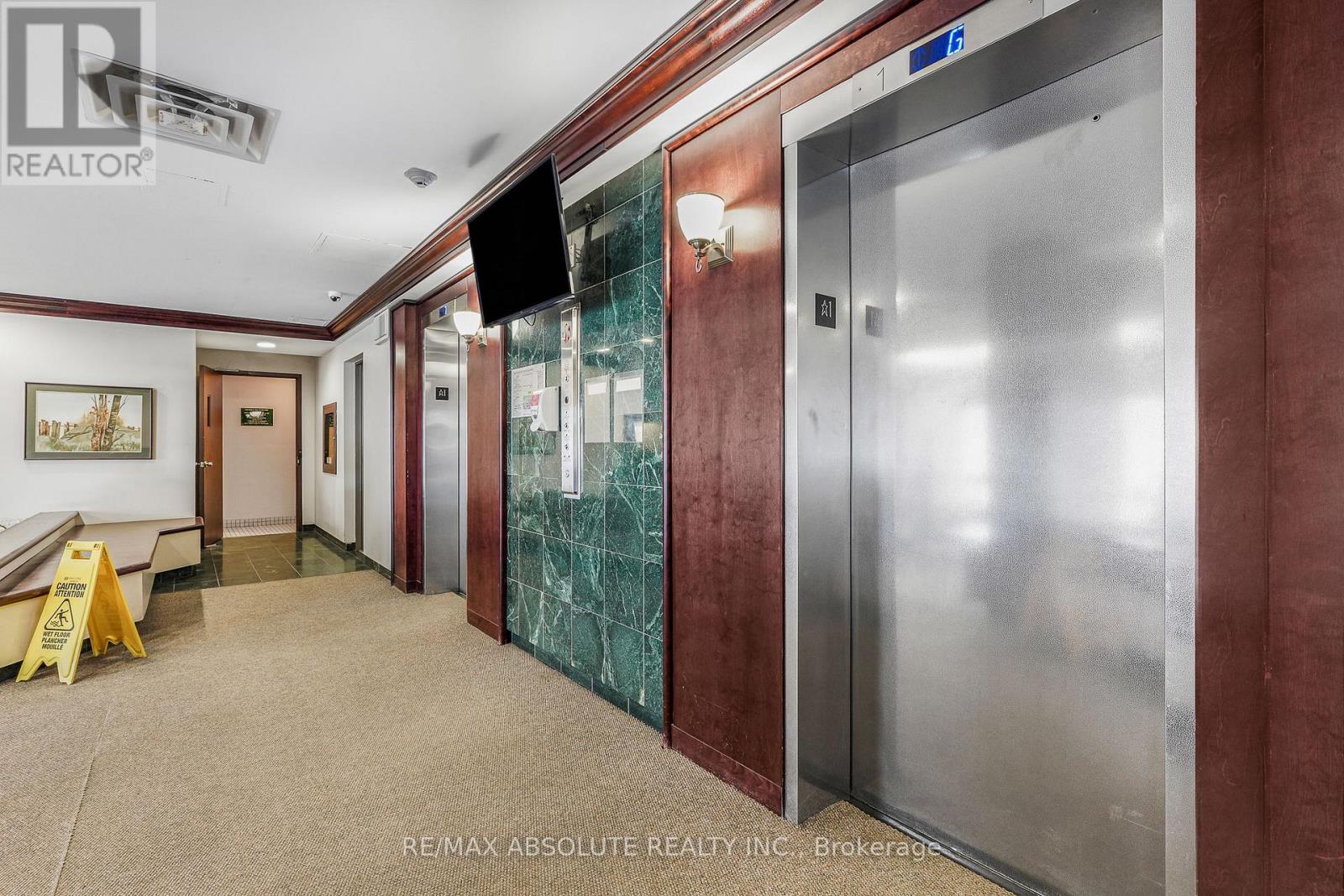 607 - 200 LAFONTAINE AVENUE