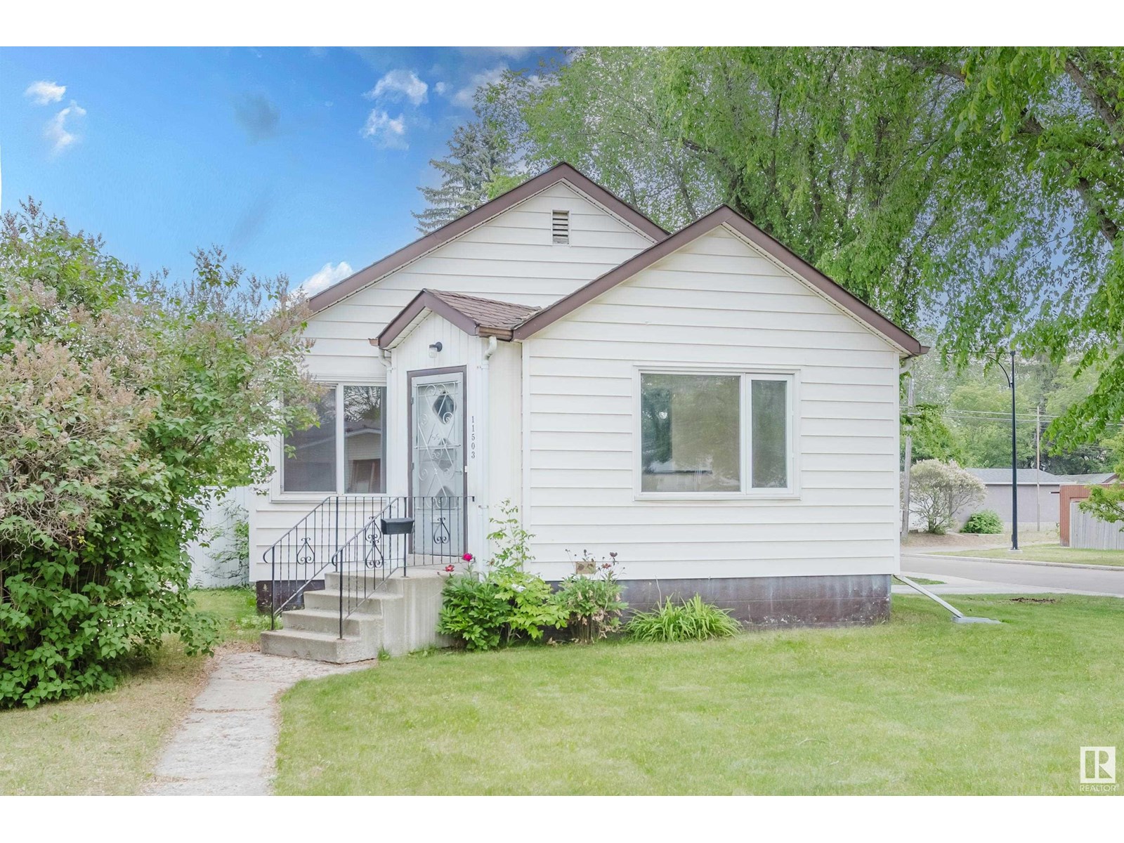 11503 67 ST NW