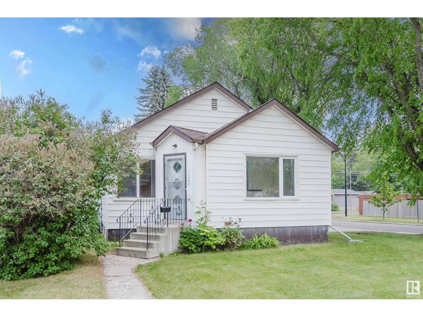11503 67 ST NW