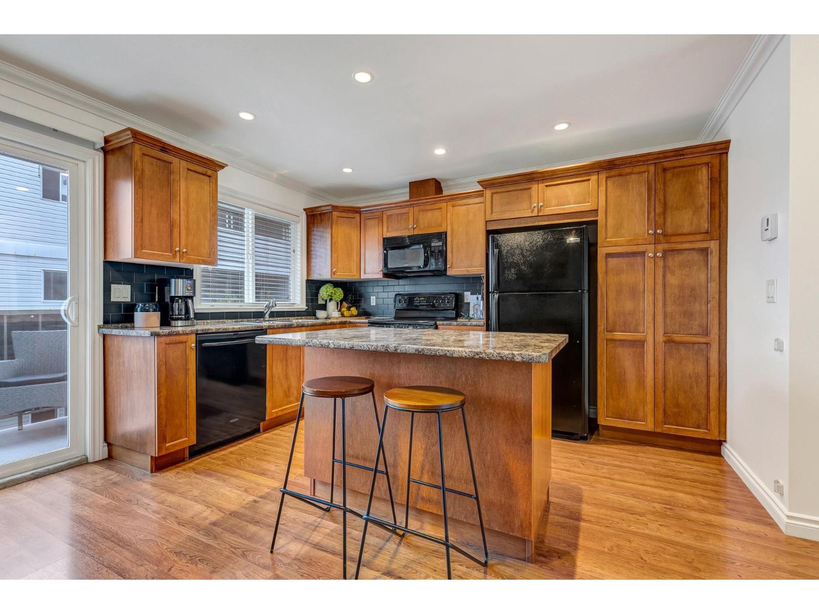 9 9447 COLLEGE STREET|Chilliwack Proper West