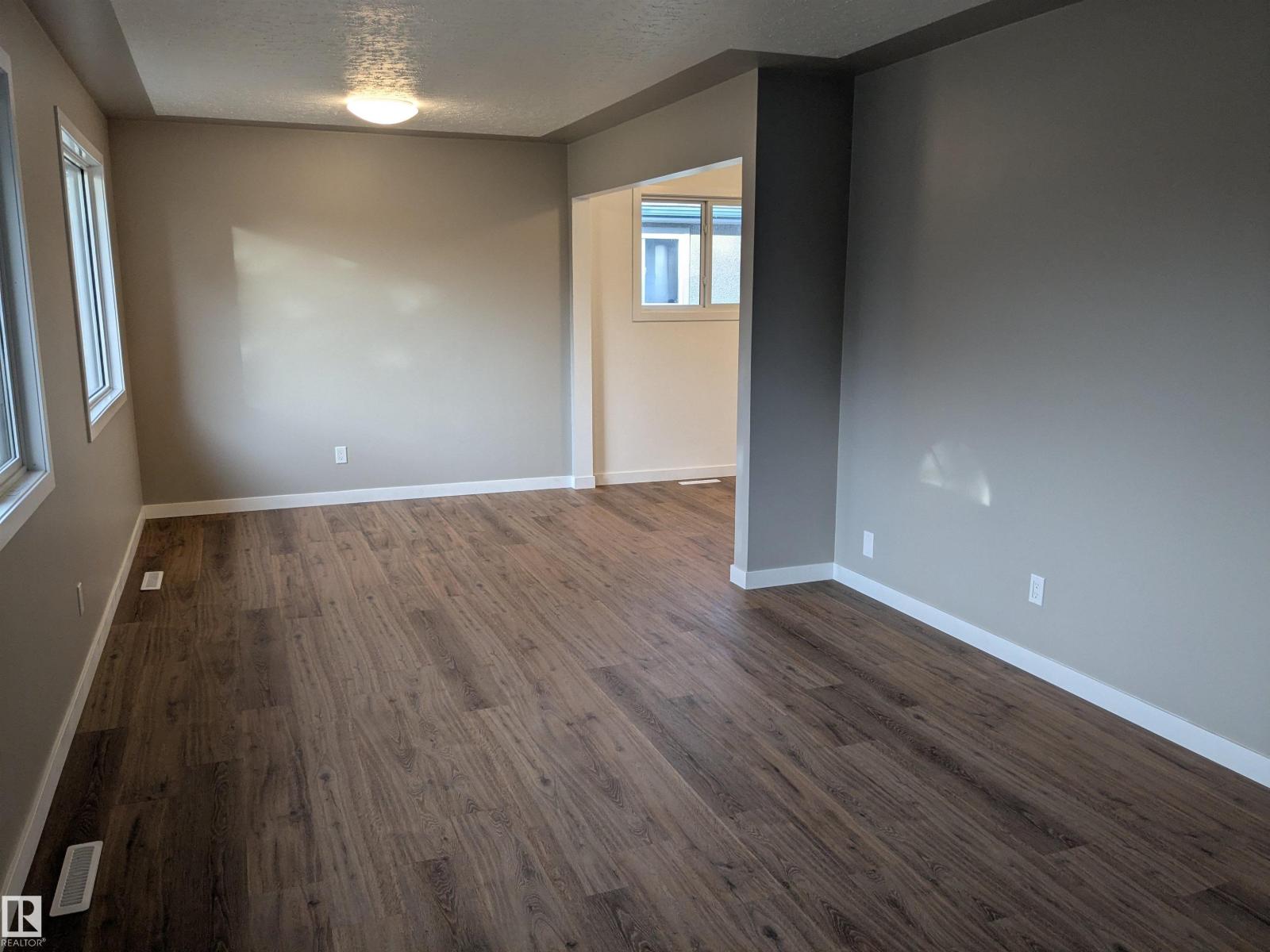 13636 135A AV NW