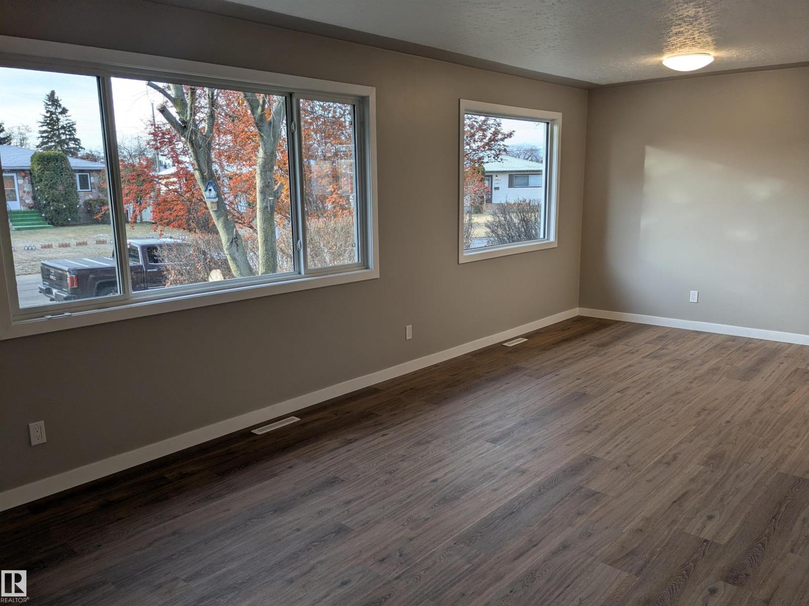 13636 135A AV NW