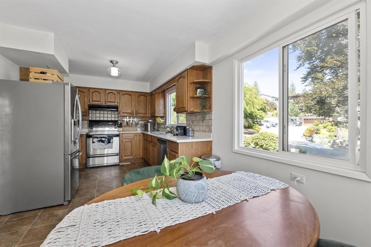 10005 KENSWOOD DRIVE|Little Mountain