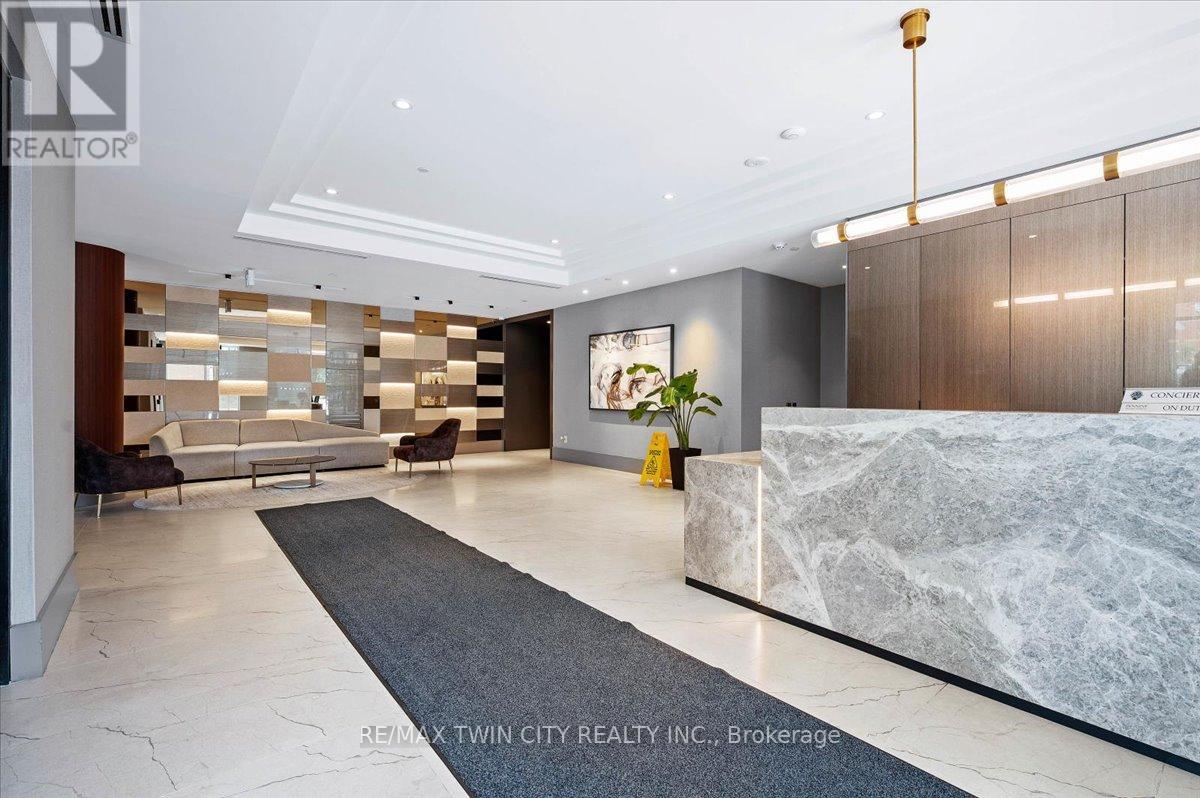 505 - 55 DUKE STREET W