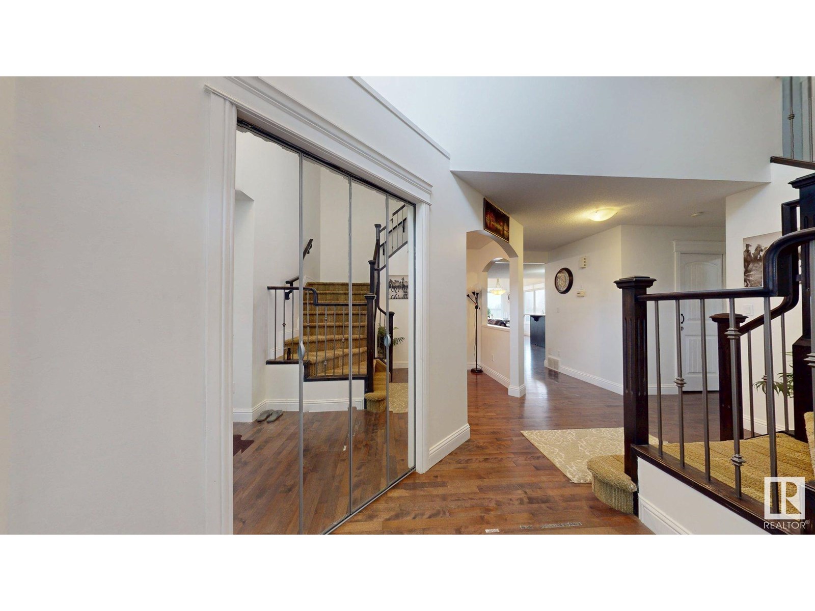 5440 1A AV SW