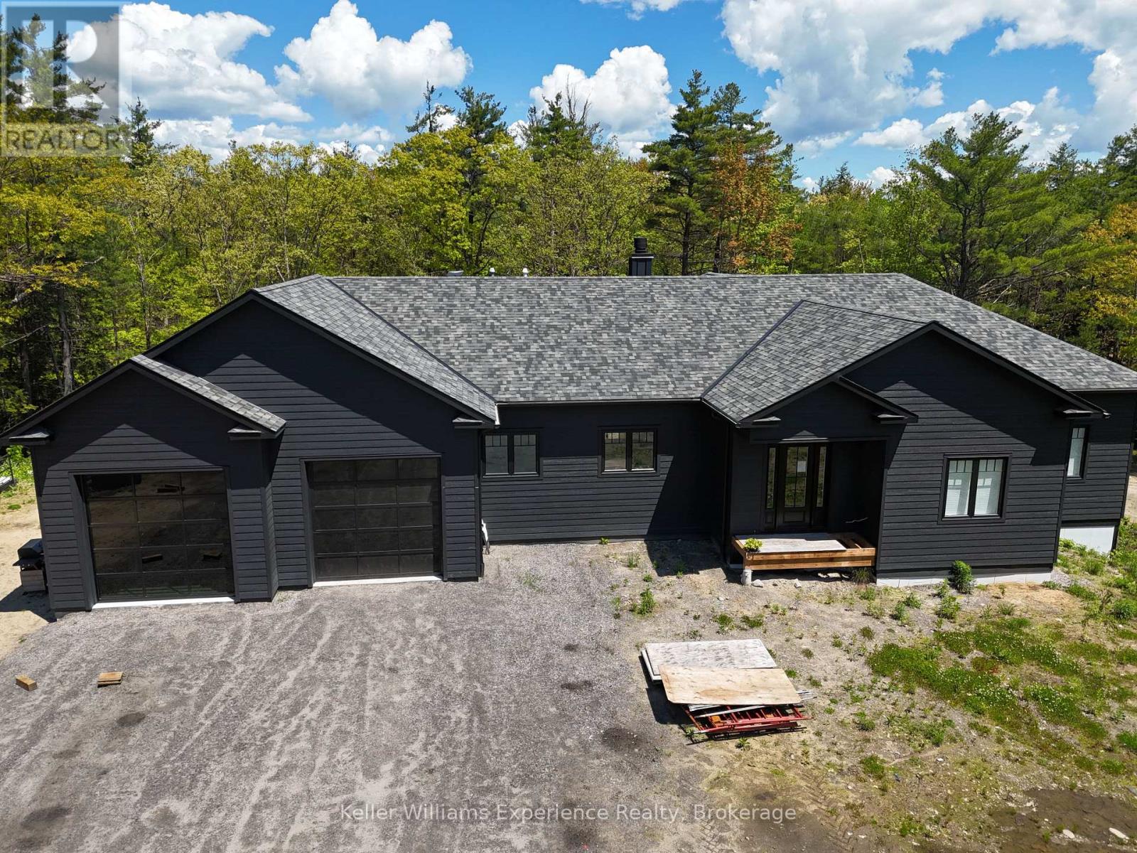 1052 BUCKEYE ROAD