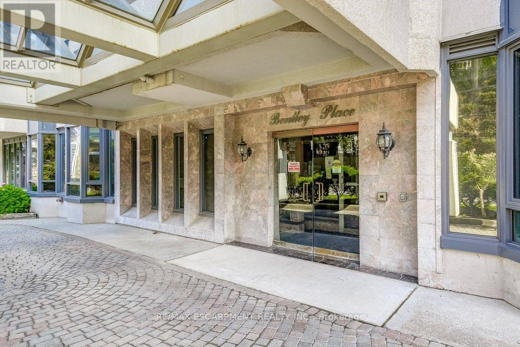 9D - 67 CAROLINE STREET S