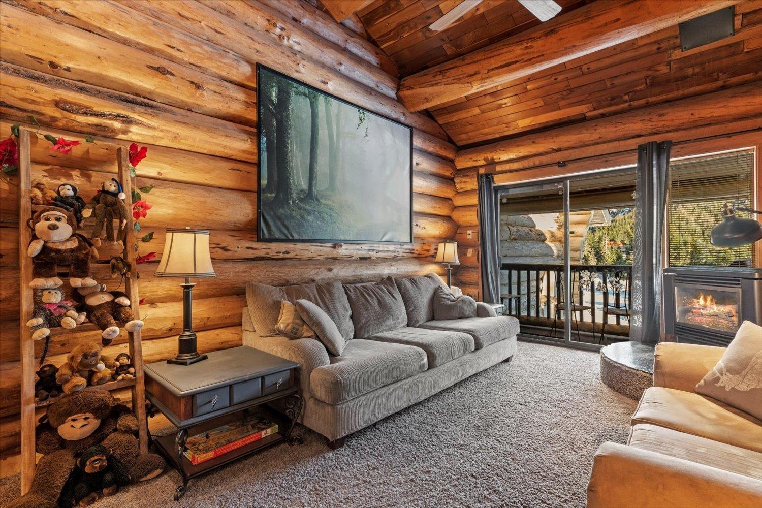 2 20649 EDELWEISS DRIVE