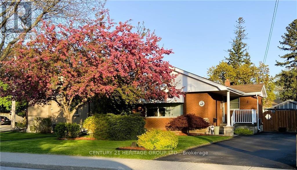 54 SHERWOOD RISE