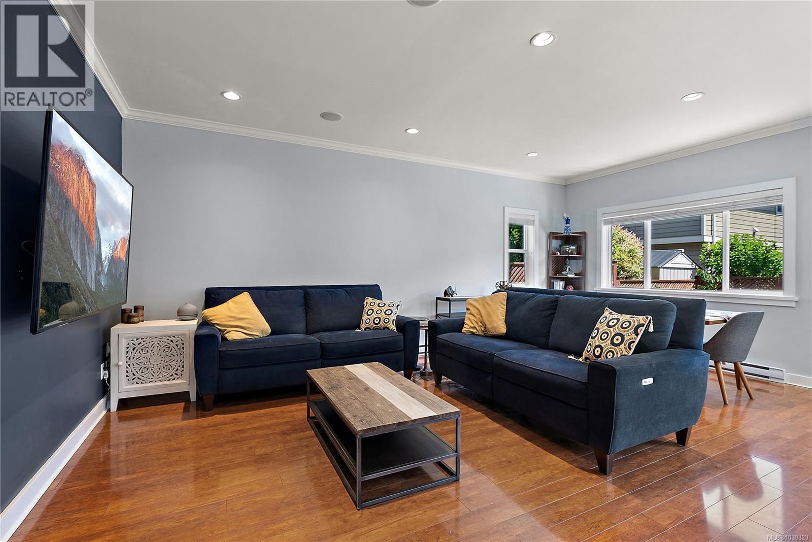 3299 Merlin Rd