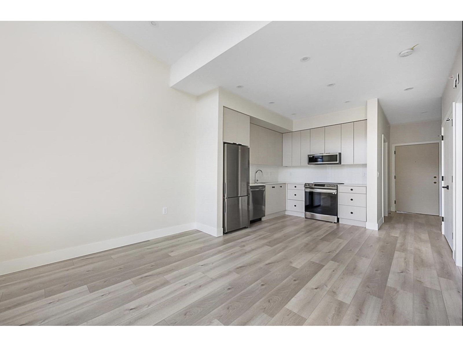 401 45505 CAMPUS DRIVE|Garrison Crossing
