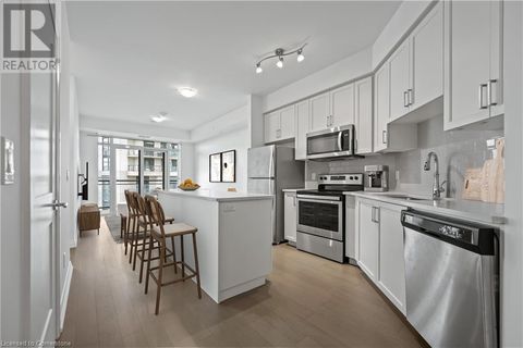 155 CAROLINE Street S Unit# 1411 Waterloo ON N2L0J8