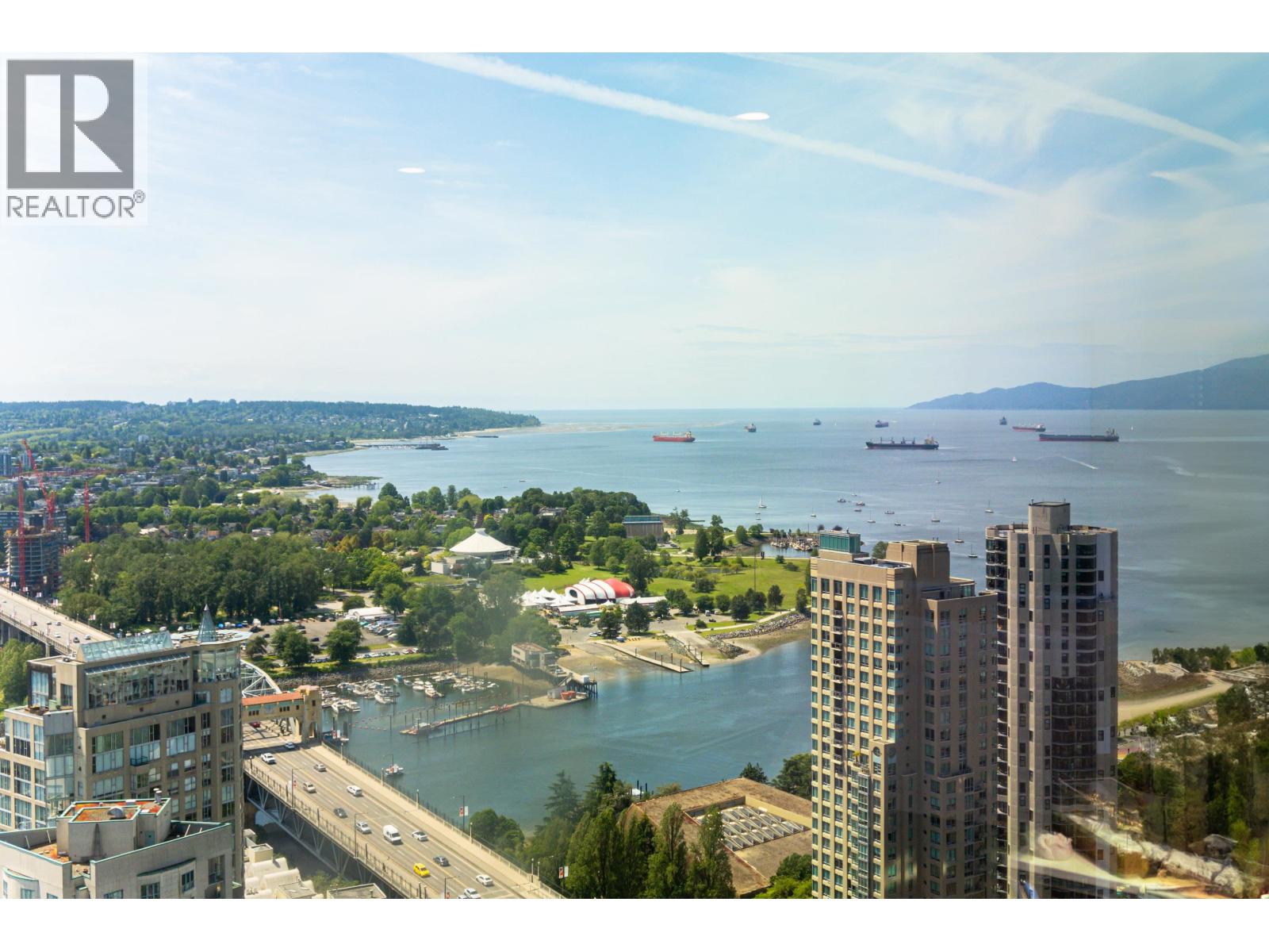 3501 889 PACIFIC STREET