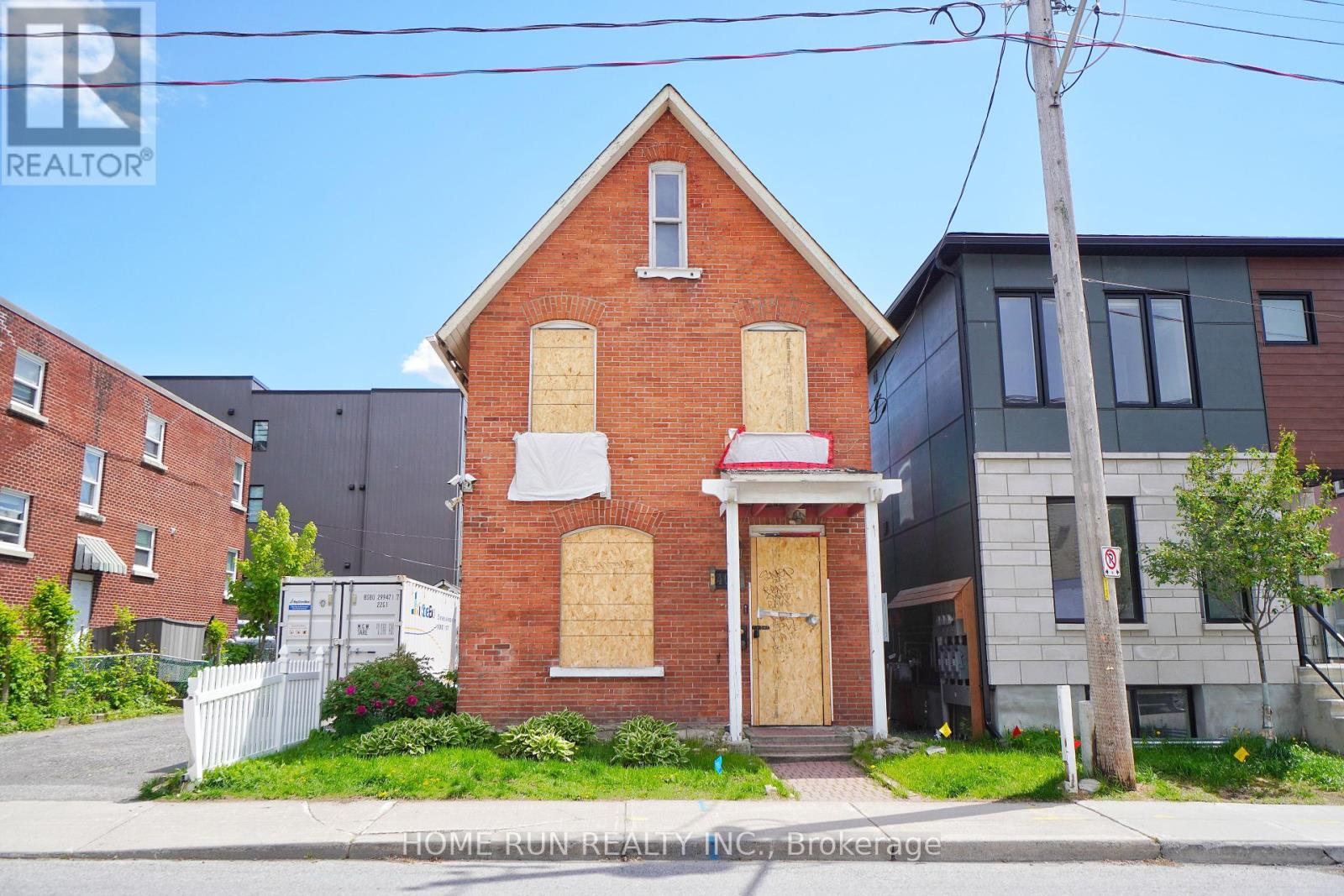 402 ARLINGTON AVENUE