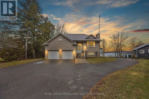 1 LEAVIS SHORES Frontenac Islands (The Islands) ON K7G2V6
