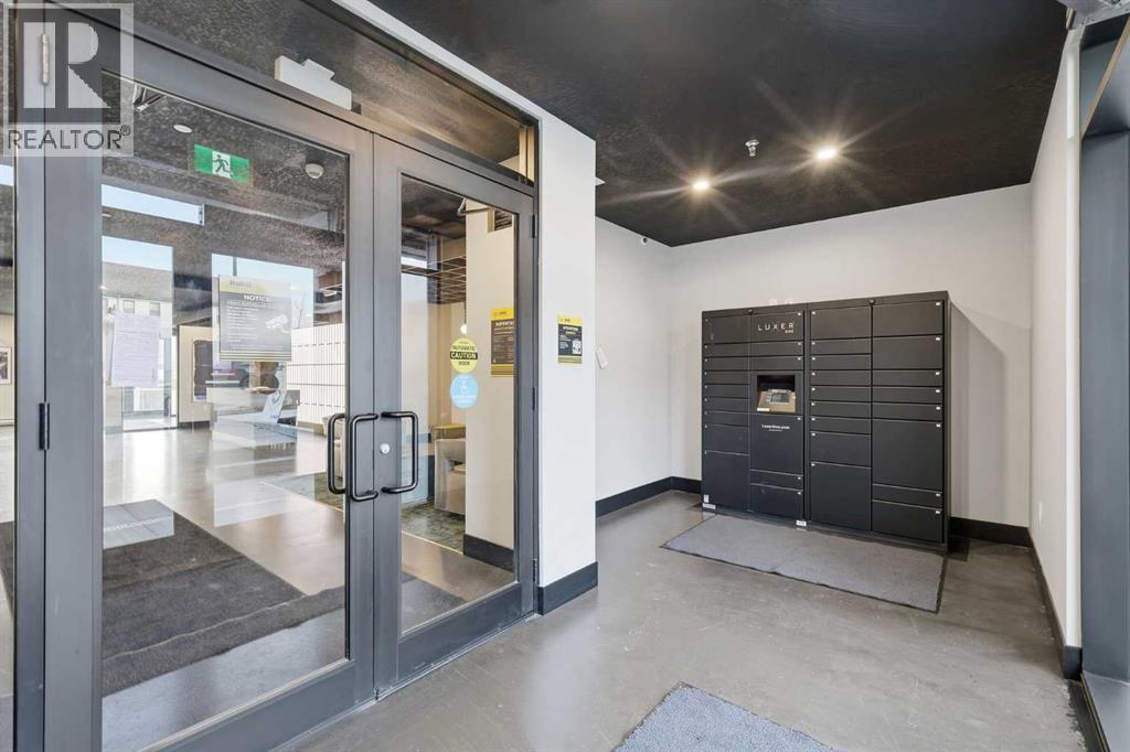 305, 370 Dieppe Drive SW