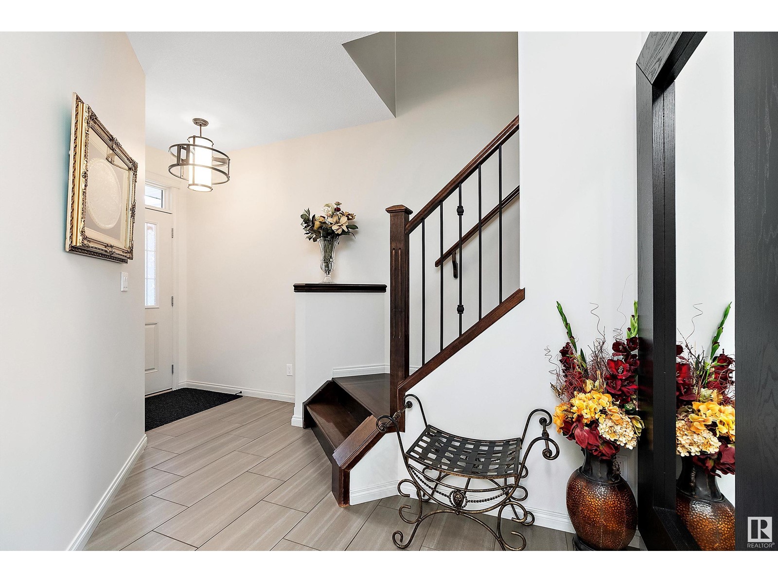 #17 18230 104A ST NW