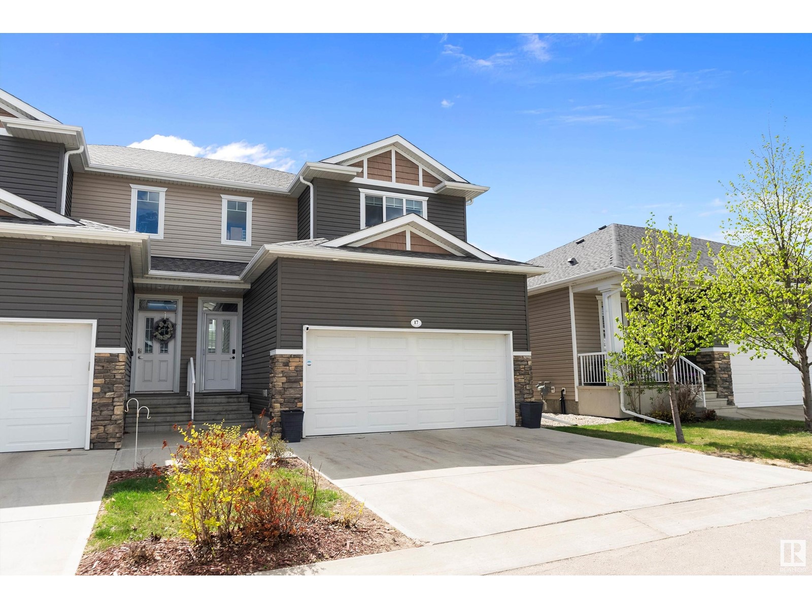 #17 18230 104A ST NW