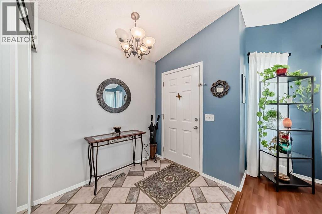 110 Applebrook Circle SE