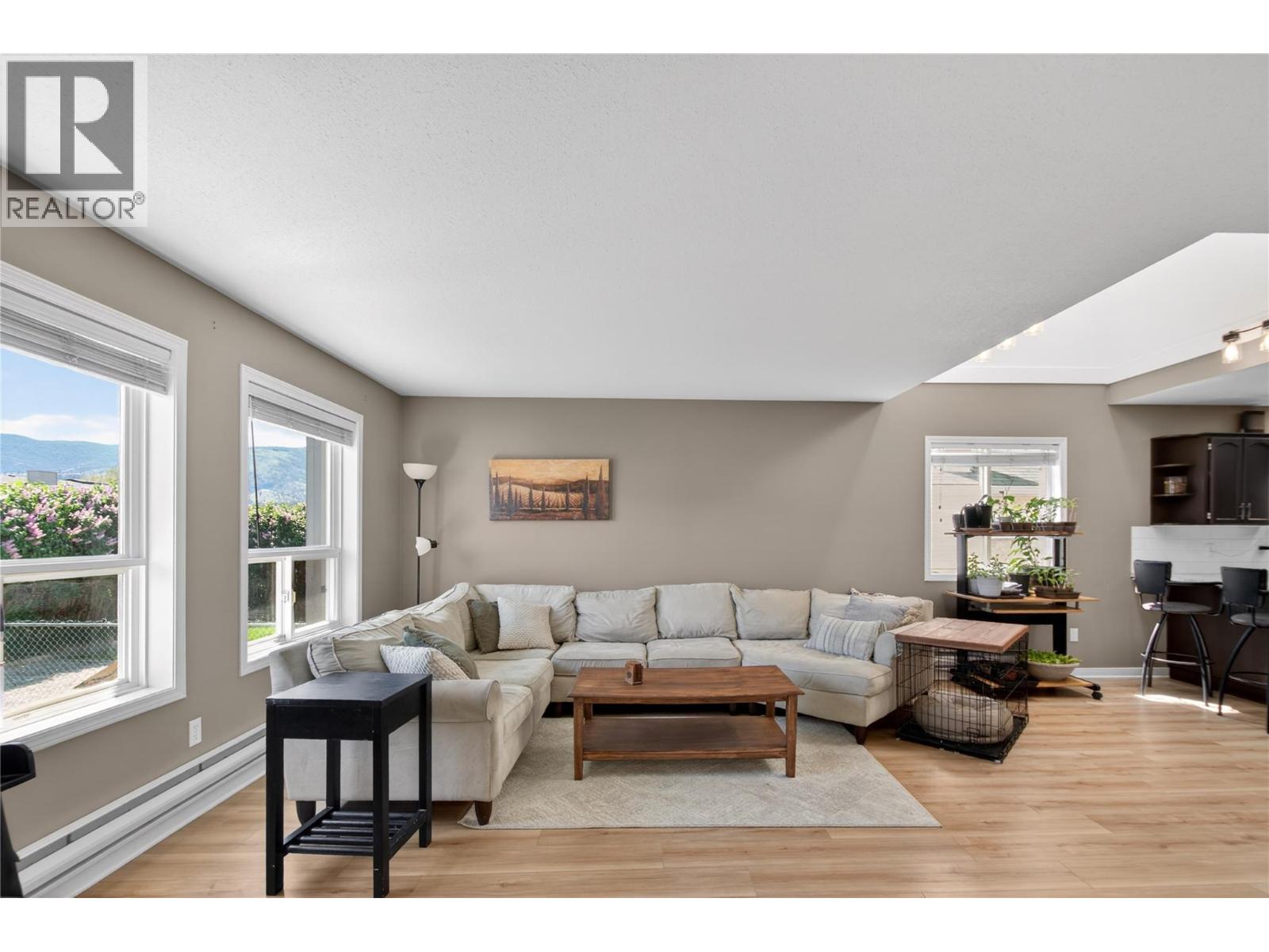 538 Alberta Avenue Unit# 102