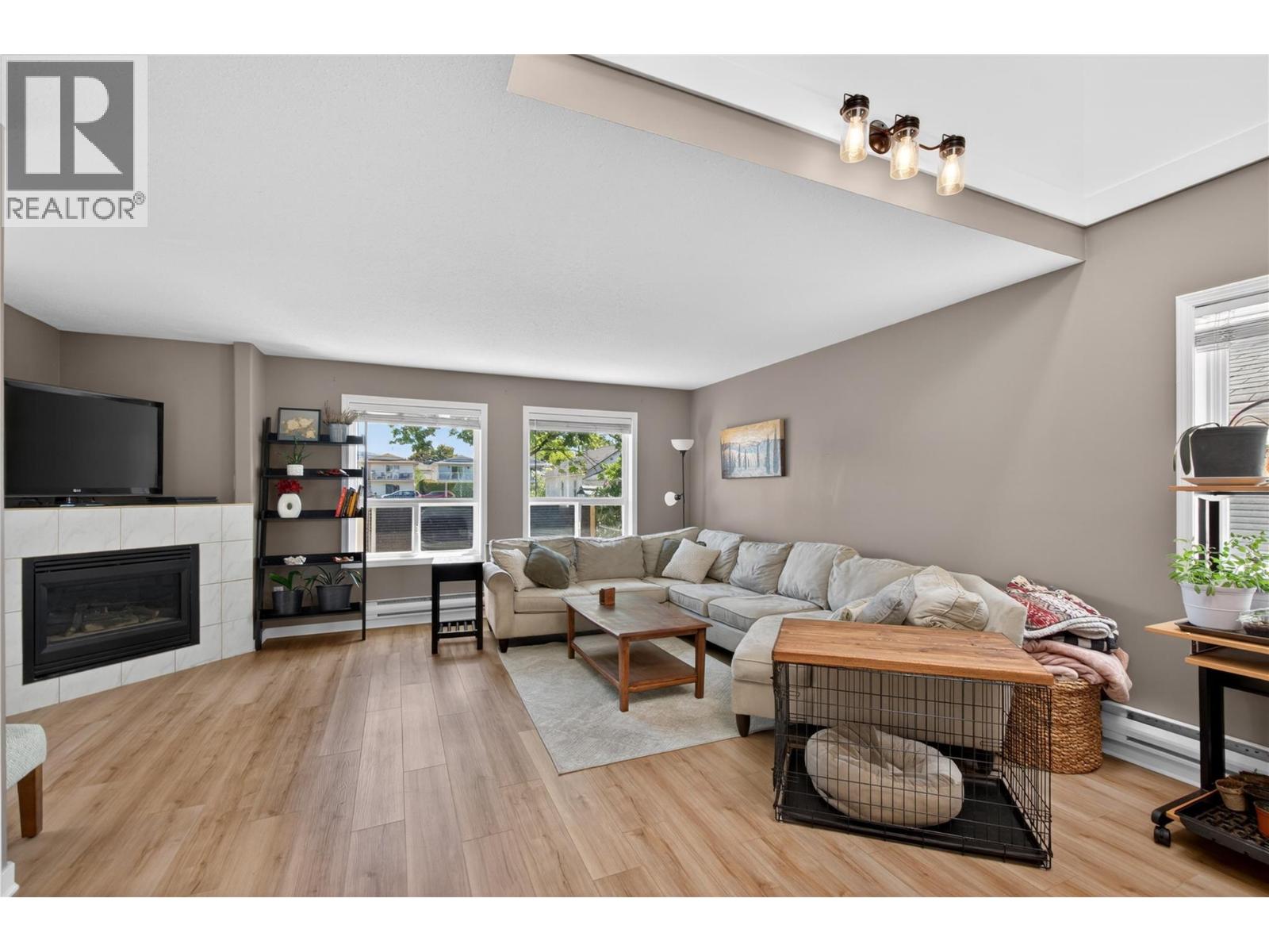 538 Alberta Avenue Unit# 102