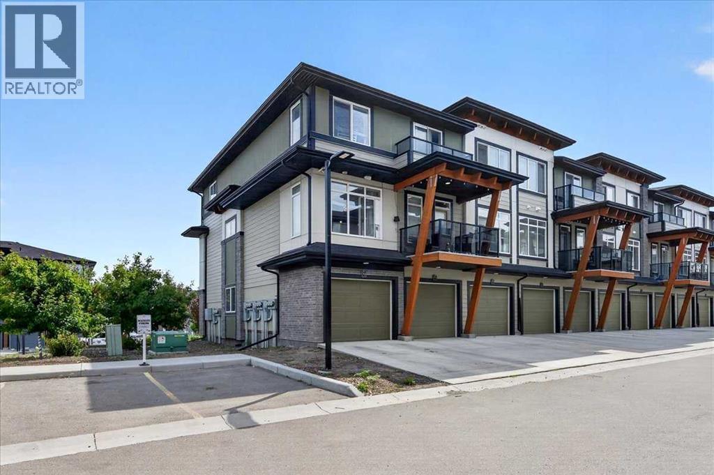 79, 230 Seton Passage SE