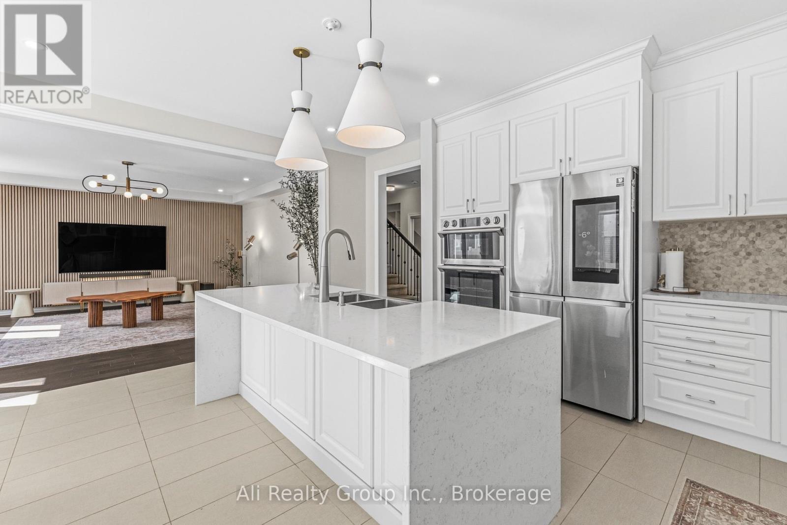 38 MUDMINNOW CRESCENT