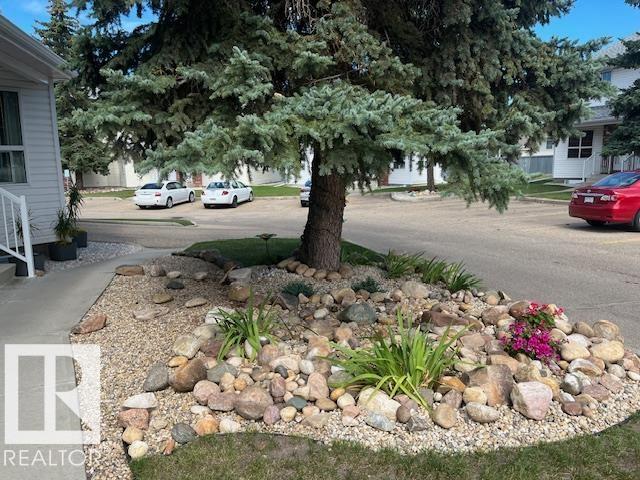 #16 West 1033 Youville DR W NW