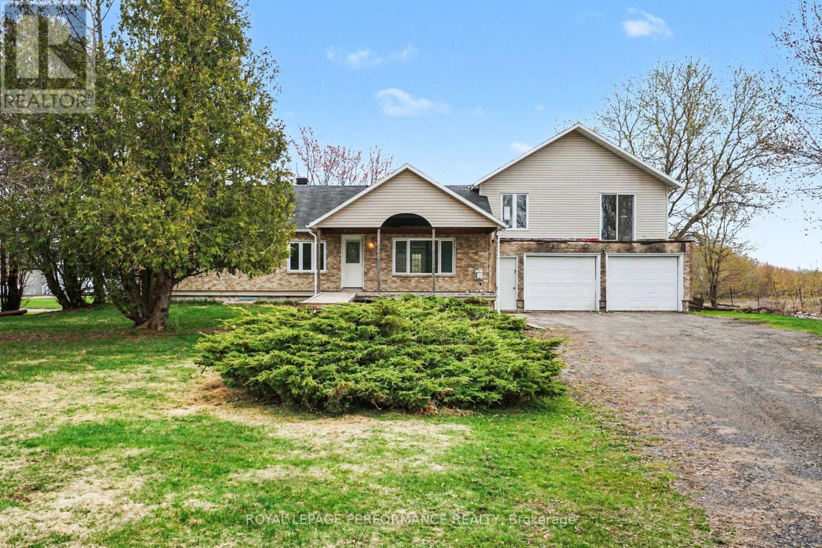 4946 THUNDER ROAD