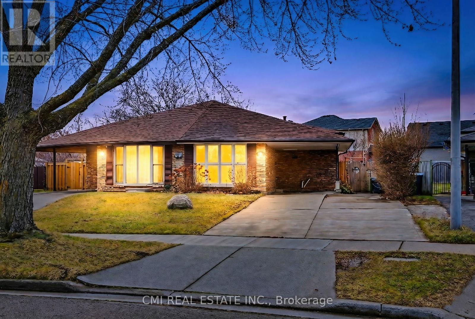 61 1/2 EASTBURY DRIVE