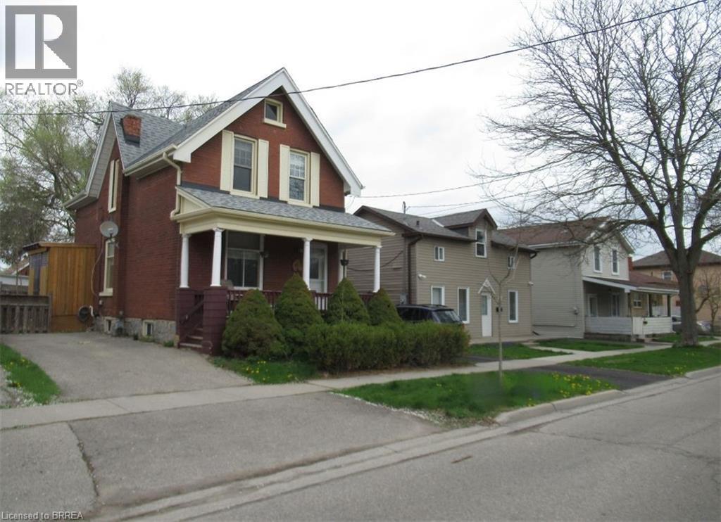 196 WELLINGTON Street