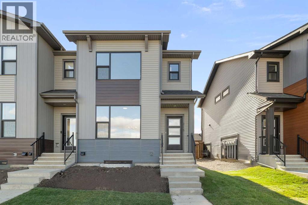 215 Belvedere Avenue SE