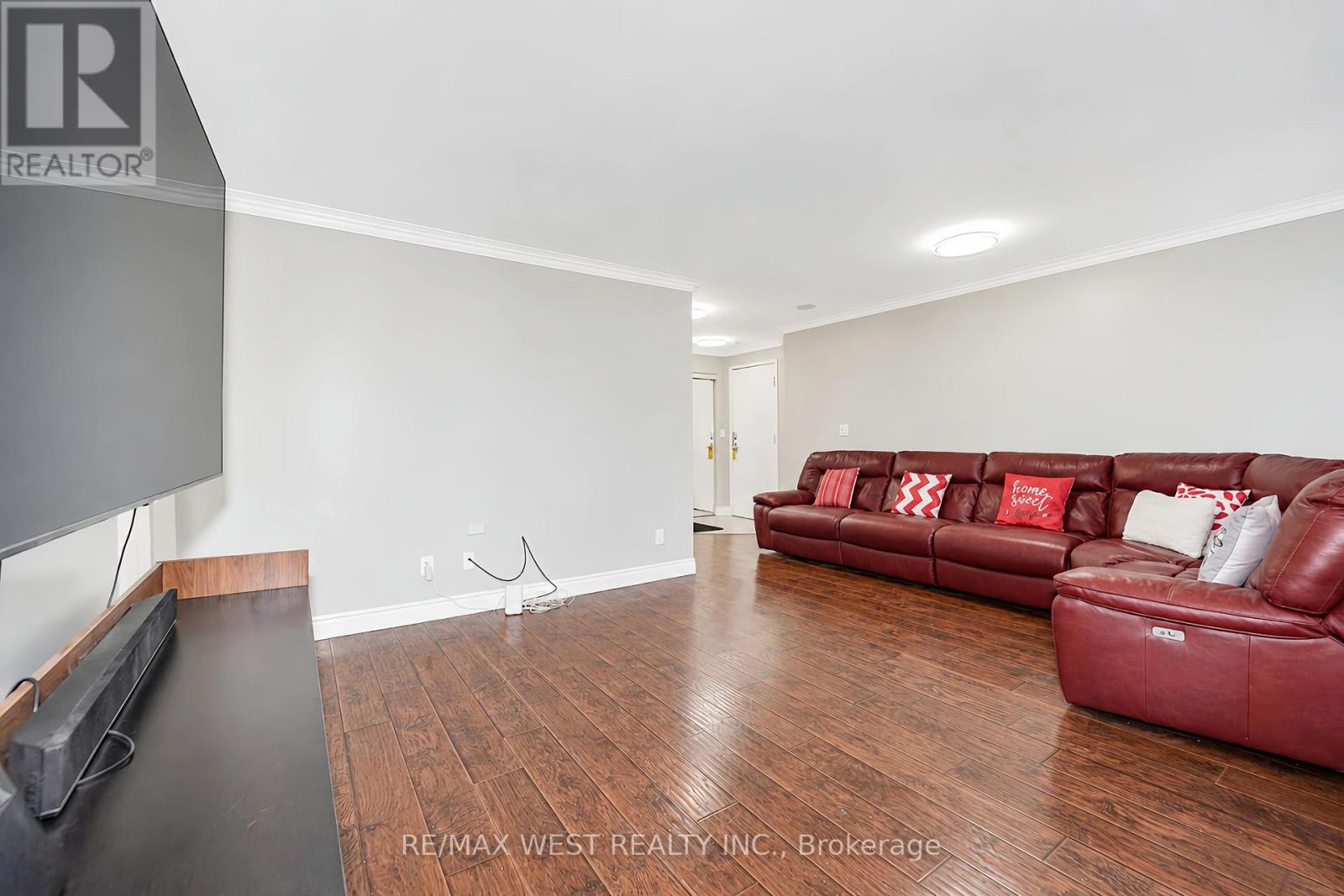 326 - 68 CORPORATE DRIVE