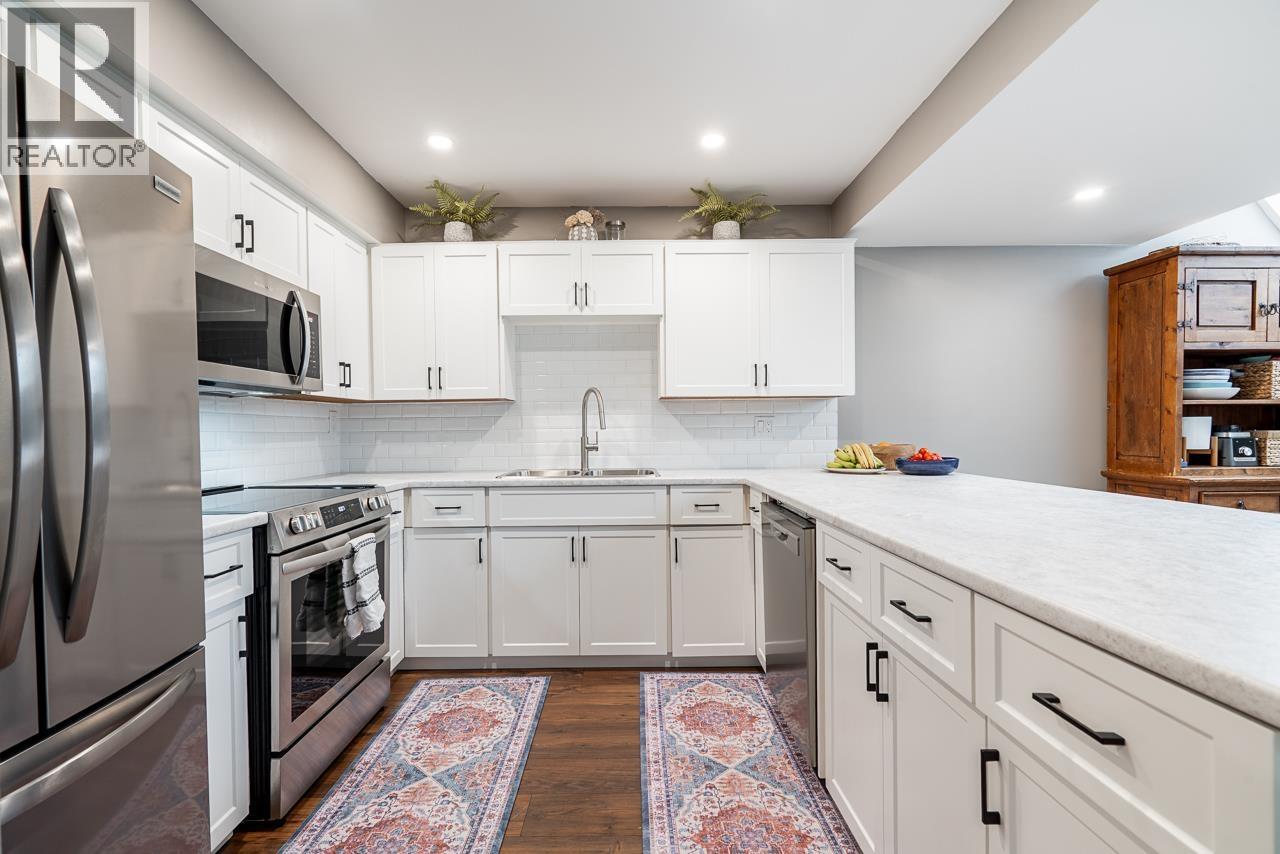 8551 WILDERNESS COURT