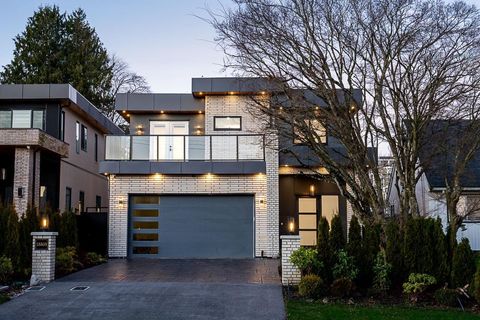 15569 OXENHAM AVENUE White Rock BC V4B2J2