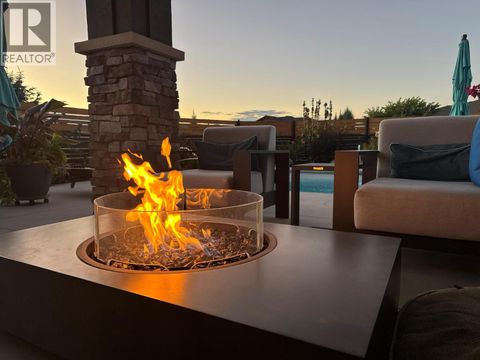 667 Devonian Avenue Kelowna BC V1W5C2