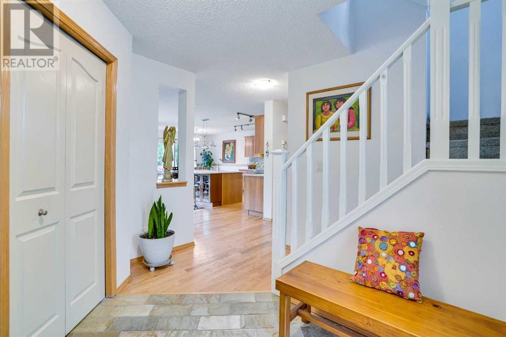 31 Cougarstone Park SW