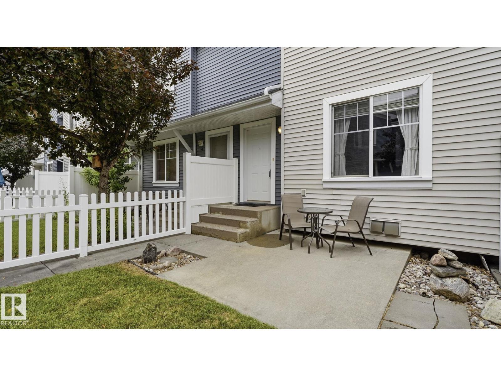 #58 8304 11 AV SW