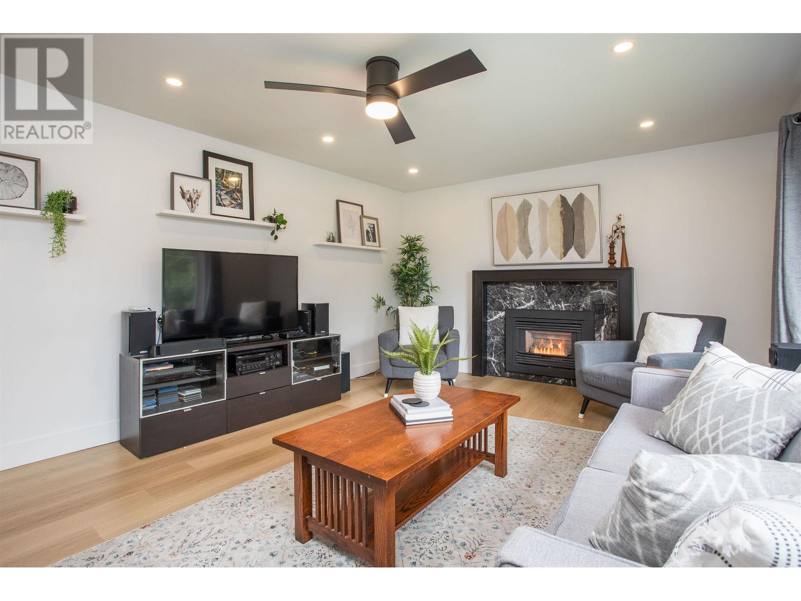 1671 MOUNTAIN HIGHWAY