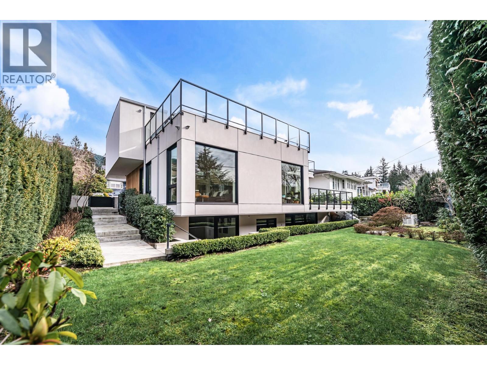 4275 CHELSEA CRESCENT