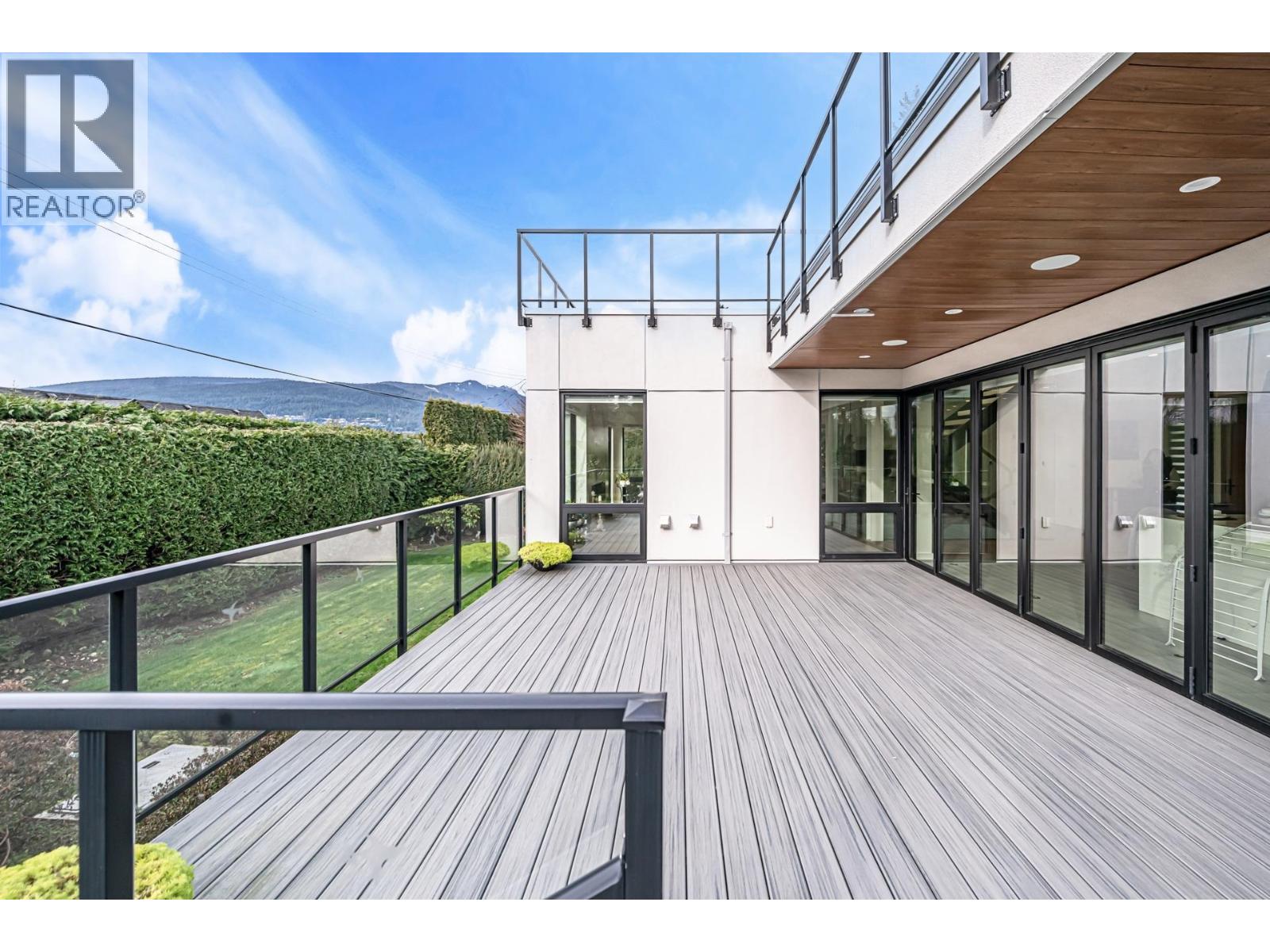 4275 CHELSEA CRESCENT