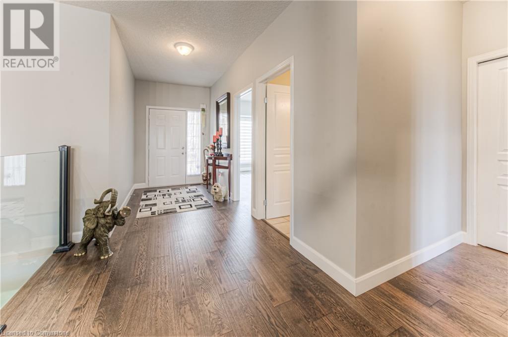 900 DOON VILLAGE Road Unit# 4