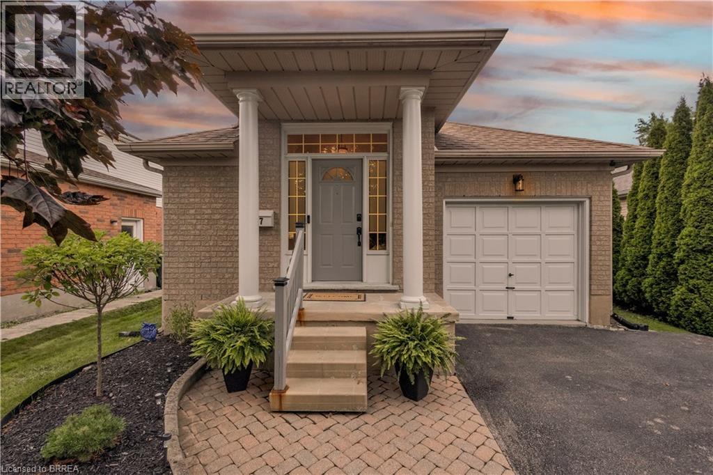 27 CANDLEWOOD Drive