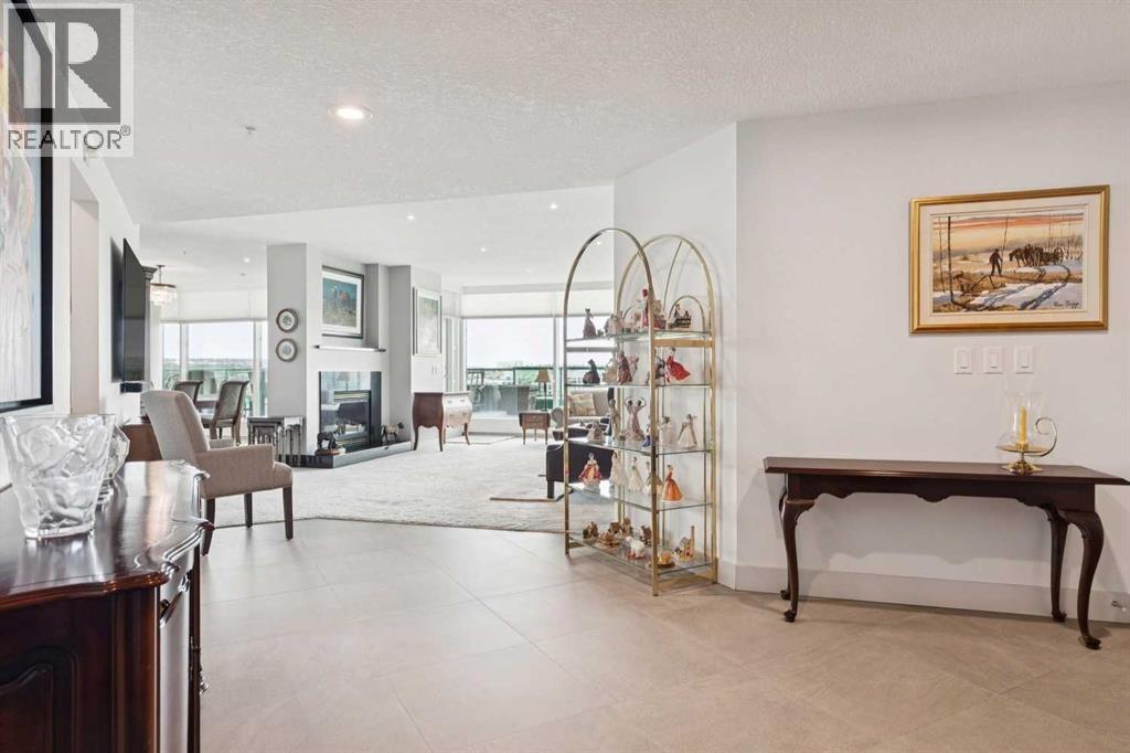 901, 837 2 Avenue SW