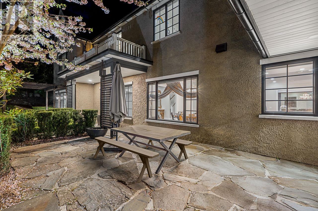 4035 MARINE DRIVE