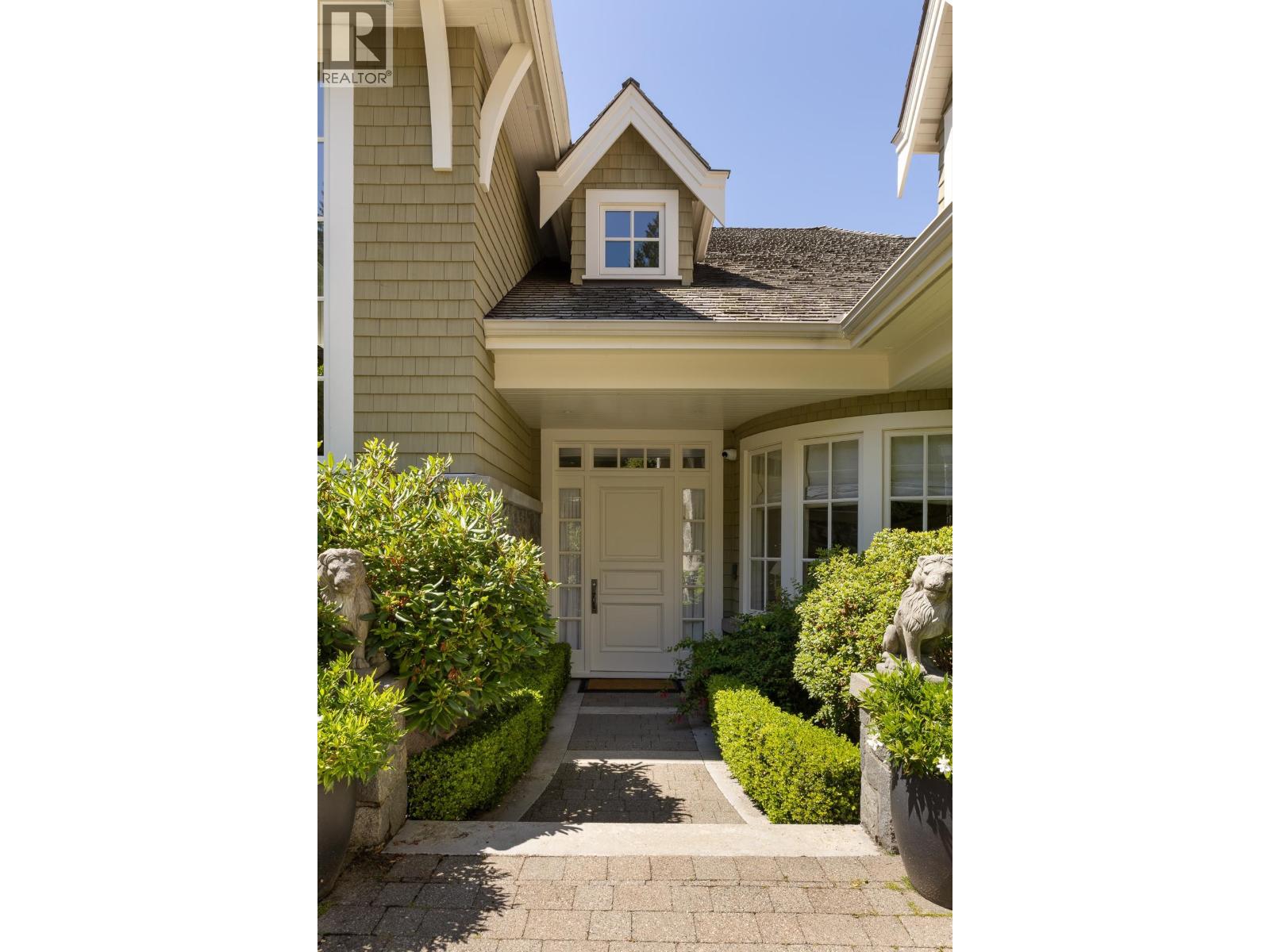 6154 GLENEAGLES DRIVE